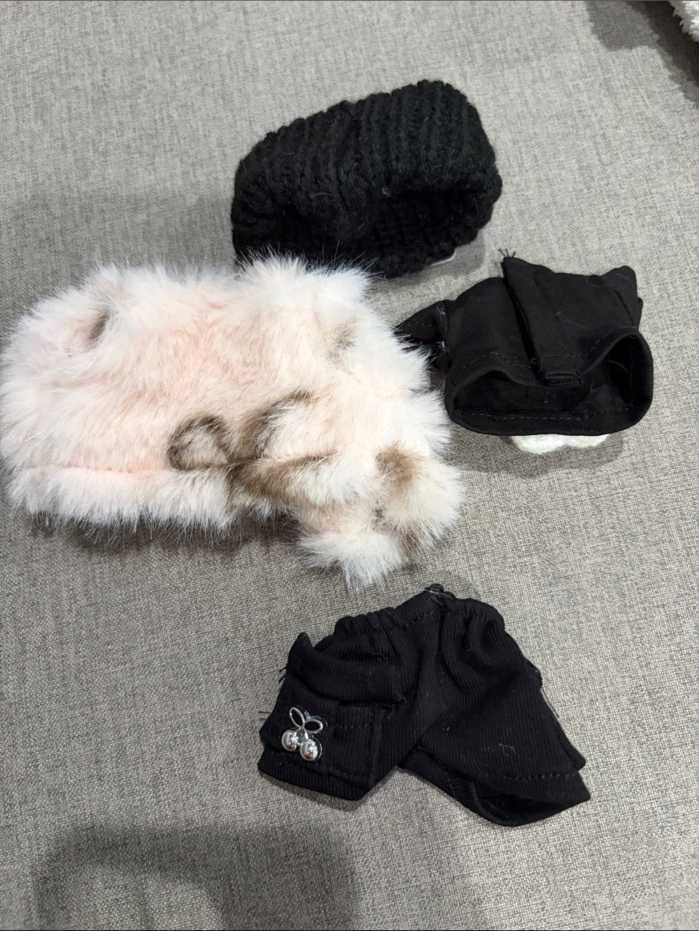 Labubu or Small Doll Prada Faux-Fur Vest with shirt, shorts, hat outfit - Picture 2 of 2